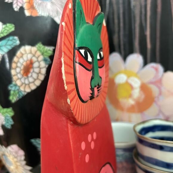 Vintage Red and Green Cat Decor Accent with Mystical Eyes - Picture 9 of 12